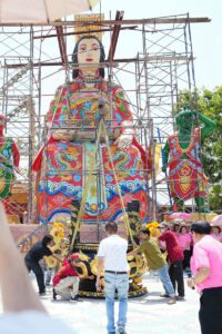 รับสร้างกระถางธูปมังกร กระถางธูปมังกรใหญ่ กระถางธูปศาลเจ้า กระถางธูปเทพ กระถางธูปขนาดใหญ่ กระถางธูปจีน เอรา ฟายน์อาร์ต คุณณัธ 065-9559539 คุณนิด 081-6444202 |